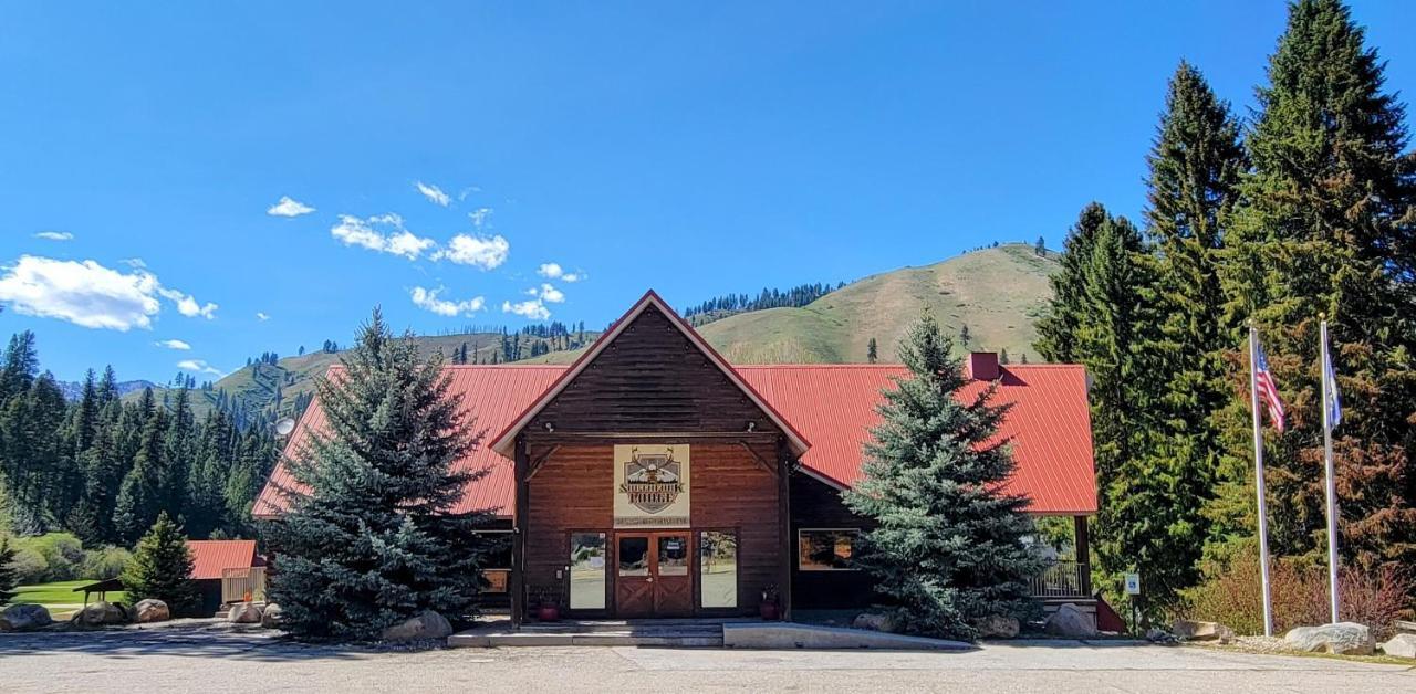 Southfork Lodge - Riverside Inn Lowman Bagian luar foto